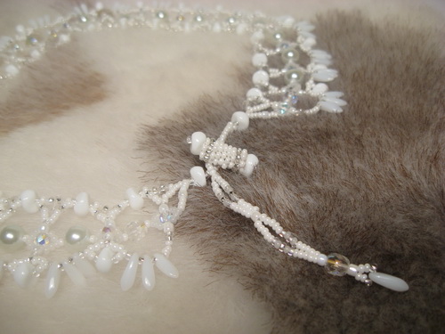 Застёжка свадебного ожерелья Афродита из бисера